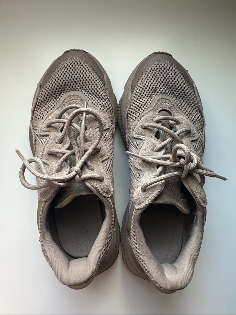 Adidas Oswego’s Women's Sneakers Taupe Beige (minor wear)